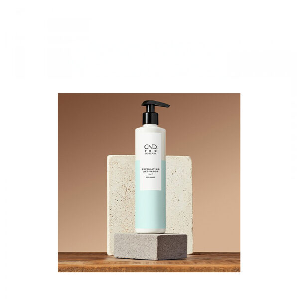 CND - SPA MANUCURE - EXFOLIATING ACTIVATOR - N°2 - 298 ML
