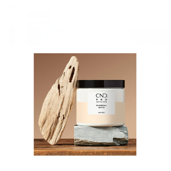 CND - SPA PEDICURE - MINERAL BATH 532 ML